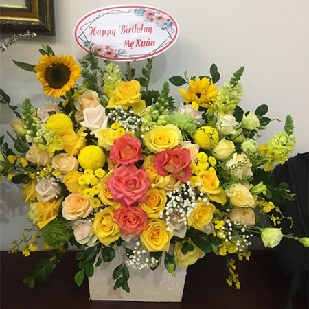 Giỏ hoa sinh nhật