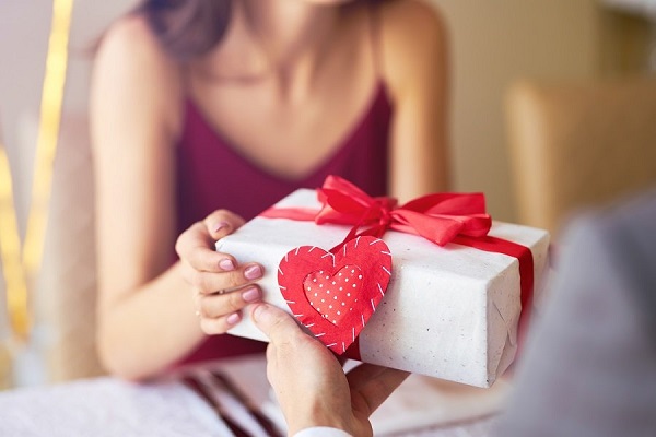 Kinh nghiệm chọn quà sinh nhật cho mẹ