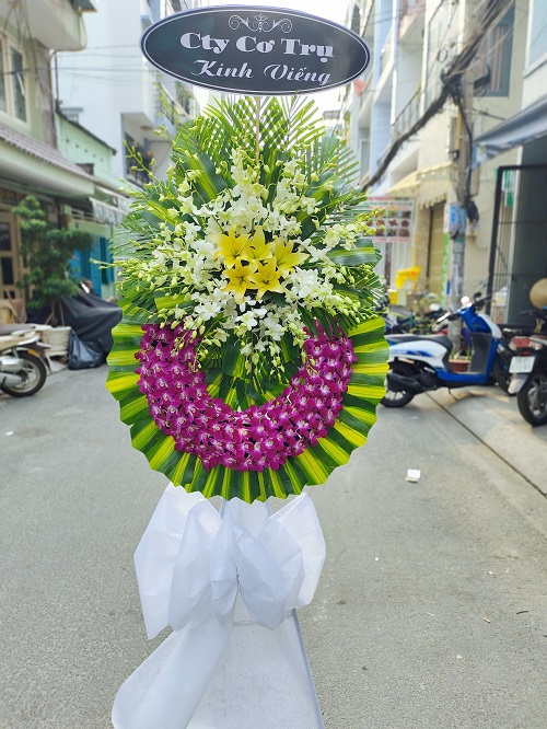 vòng hoa tang lễ tại hà nội