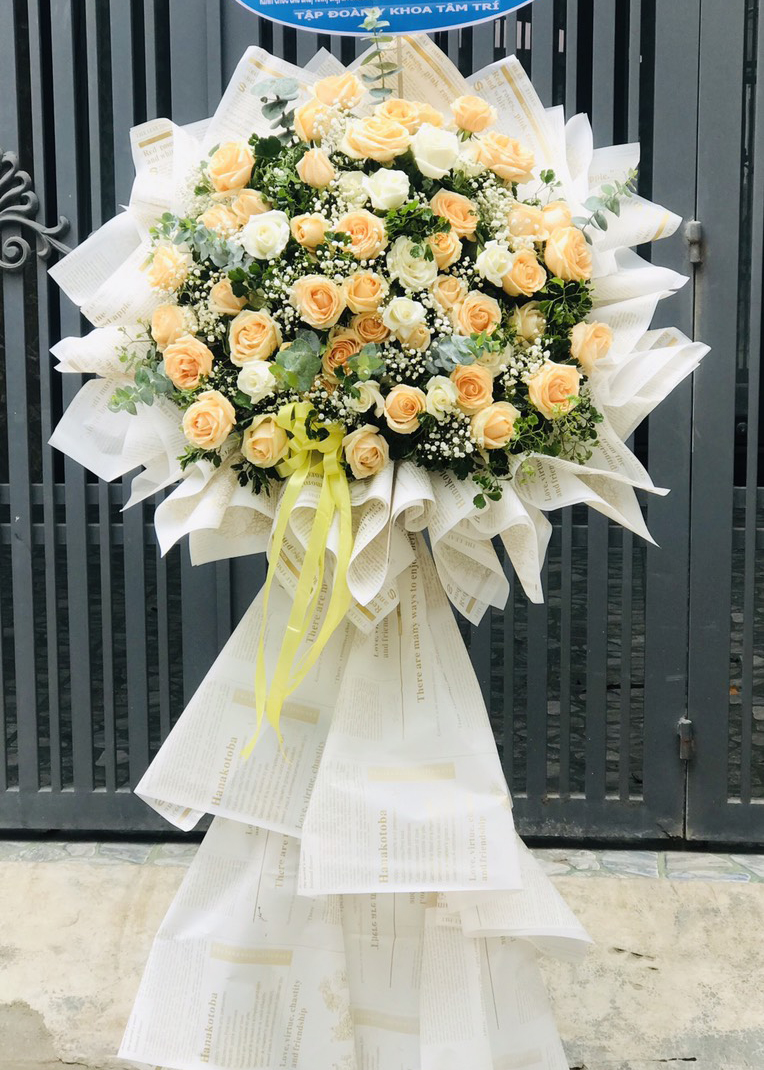 hoa tươi lạc thủy hòa bình