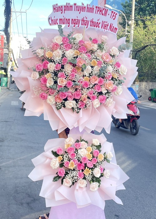 hoa tươi yên thủy hòa bình