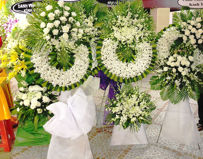 Kệ hoa tang lễ Đắk Nông