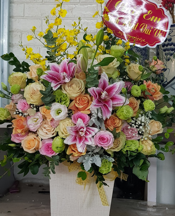 Giỏ hoa sinh nhật tại shop hoa Bình Định