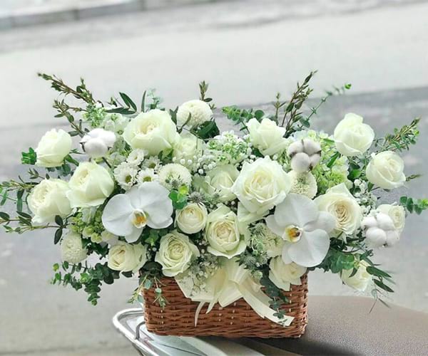 Giỏ hoa tang lễ tại shop hoa tươi Hàm Tân Bình Thuận