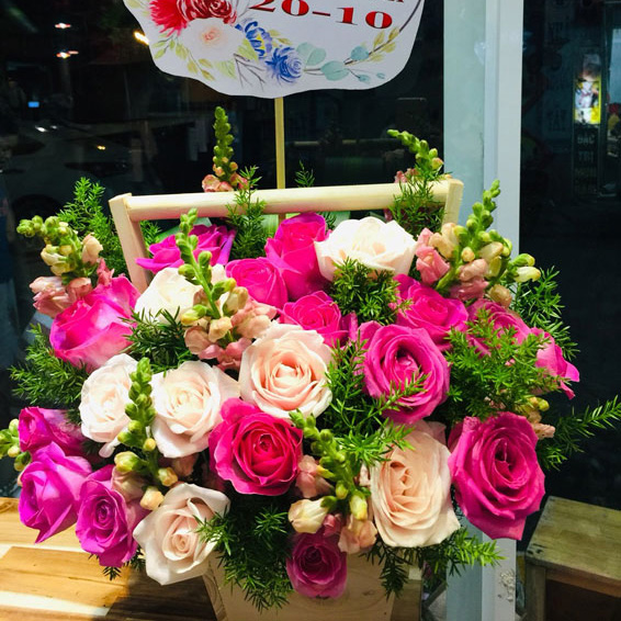 Giỏ hoa đẹp điện hoa Hòa Bình