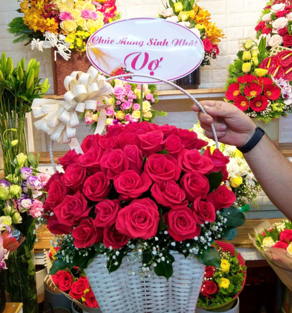 Mẫu giỏ hoa tại Cửa hàng hoa tươi tại Quảng Nam
