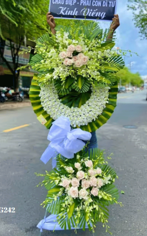 vong hoa chia buon
