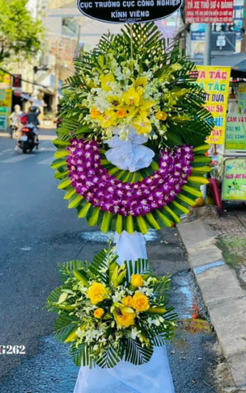 vong hoa tang le