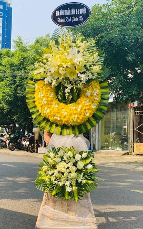 vong hoa vieng tang